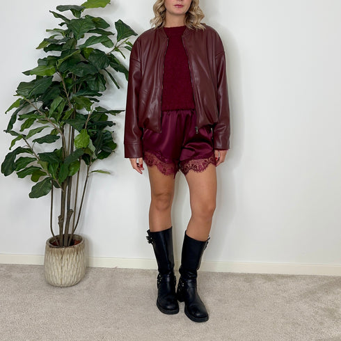 Shorts in pizzo