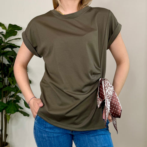 T-shirt con nodo