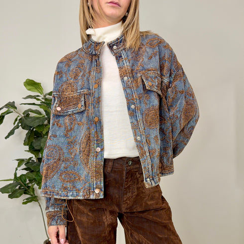 BOMBER IN DENIM CON EFFETTO DAMASCATO