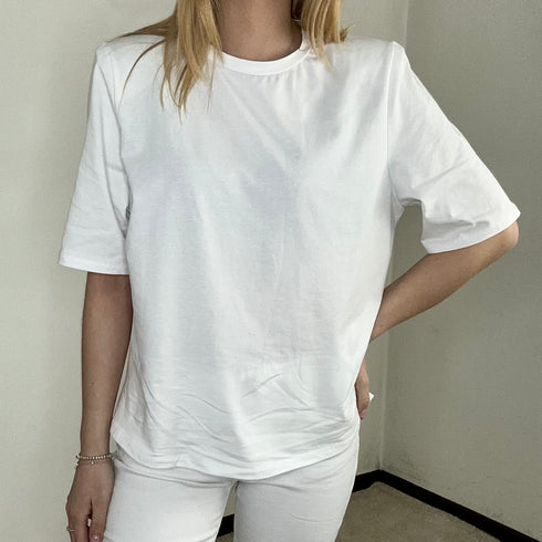 T-shirt spallina